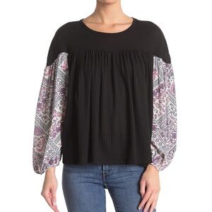 Baea Flounce Drop Shoulder Blouse Black Thermal Paisley Floral Sleeves Large NWT